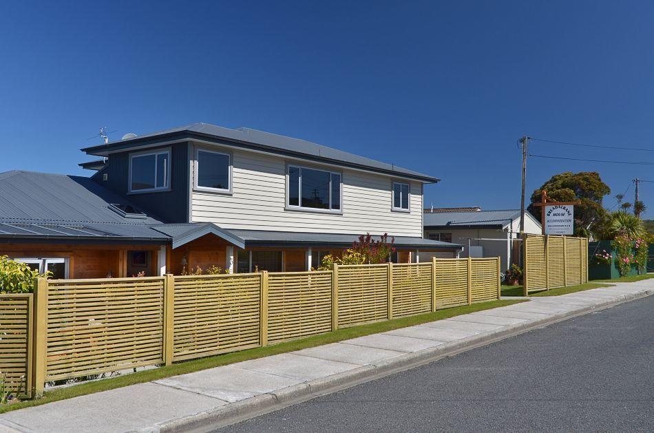 Breadalbane House Bed and Breakfast Kaka Point Exterior foto